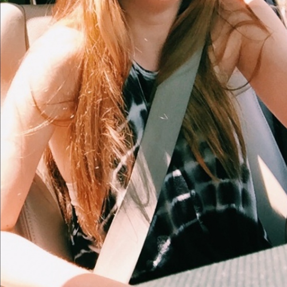 LF black and white tank top